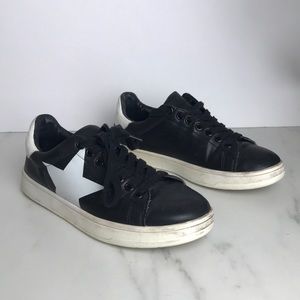 Steve Madden Star Sneakers
